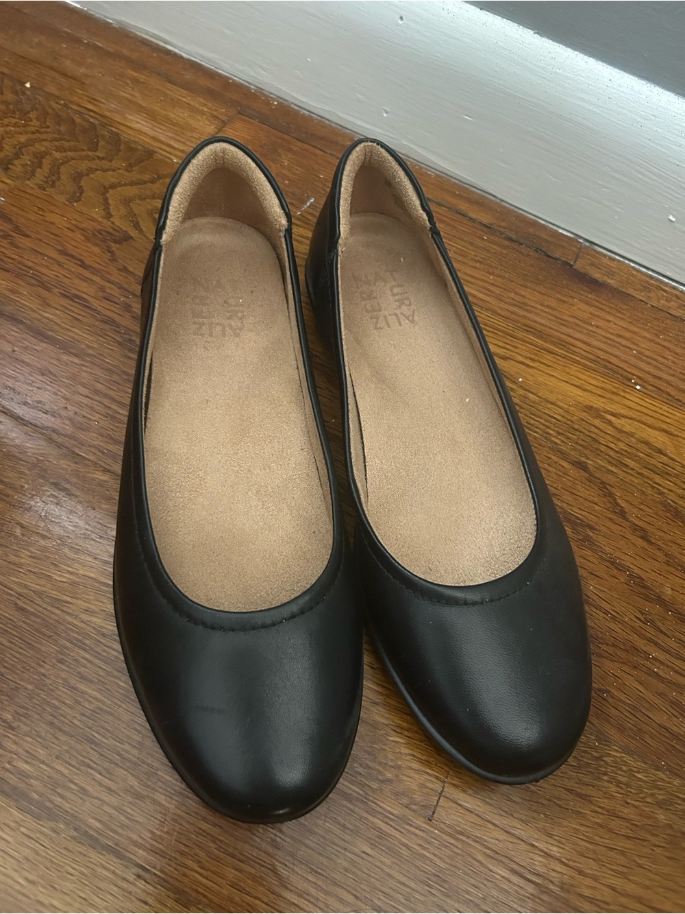Naturalizer Black Leather Flexy Ballet Flats - Slip-On Comfort